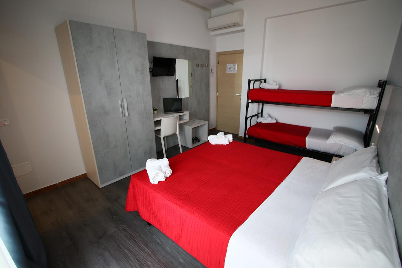 Hotel Kim Rimini Exterior foto